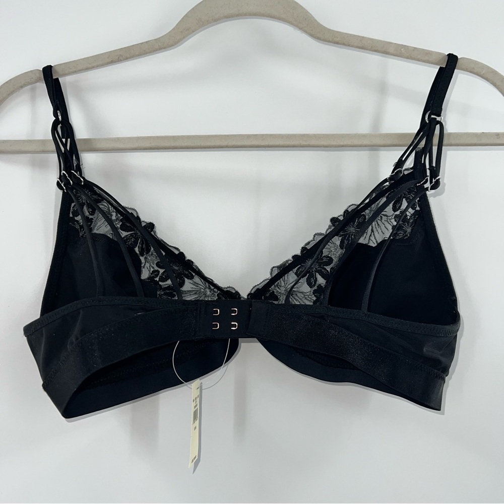 Aerie NWT Shine Embroidered Triangle Bralette in True Black size Medium - Picture 4 of 9